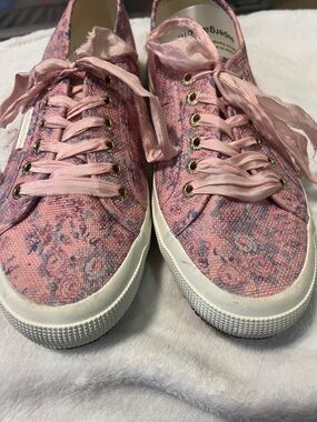 Superga Pink Floral Canvas Low-Top Sneakers with Satin Laces